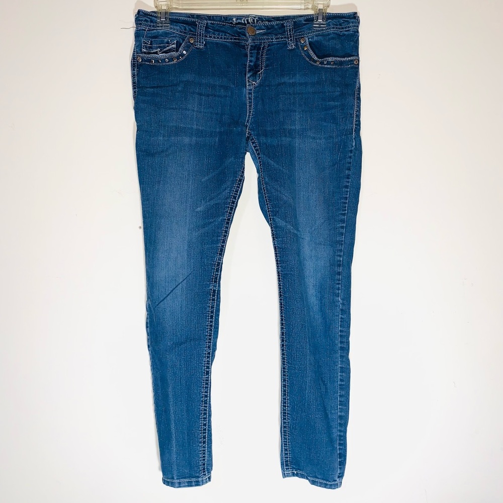 Jeans by Wall Flower size 13